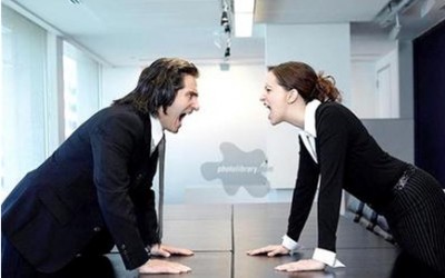 Làm gì khi đồng nghiệp mới “ảo tưởng” mình là sếp?