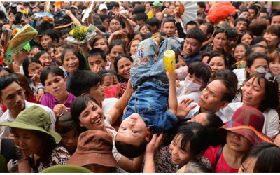 Cứ đi làm 2 ngày lại được nghỉ 1 ngày, người Việt chúng ta đang nghỉ nhiều quá?