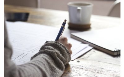 Nếu muốn học hiệu quả, hãy viết ra chứ đừng gõ trên máy nữa