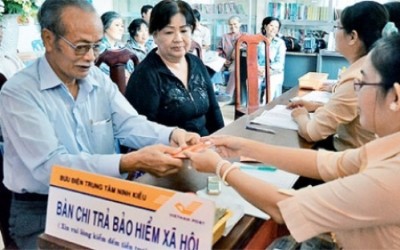 Người hưởng lương hưu có thể vay hưu trí đến 300 triệu đồng
