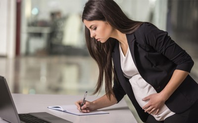 Phụ nữ sắp nghỉ thai sản cần chuẩn bị gì?