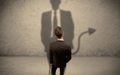 Tâm sự của kẻ “đóng vai ác” ở văn phòng