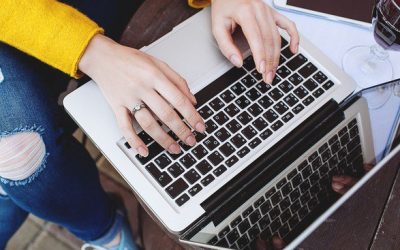 Học cách viết email như một CEO thực thụ