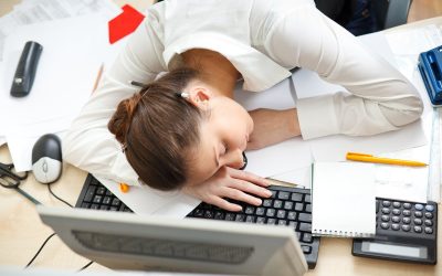 Thiếu tinh thần làm việc và giống như một cái bóng tại văn phòng, tại sao bạn vẫn bám trụ?