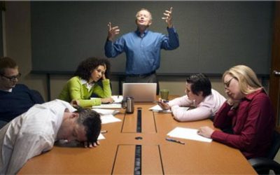 Làm việc với sếp nhỏ tuổi hơn: Khó hay dễ ?